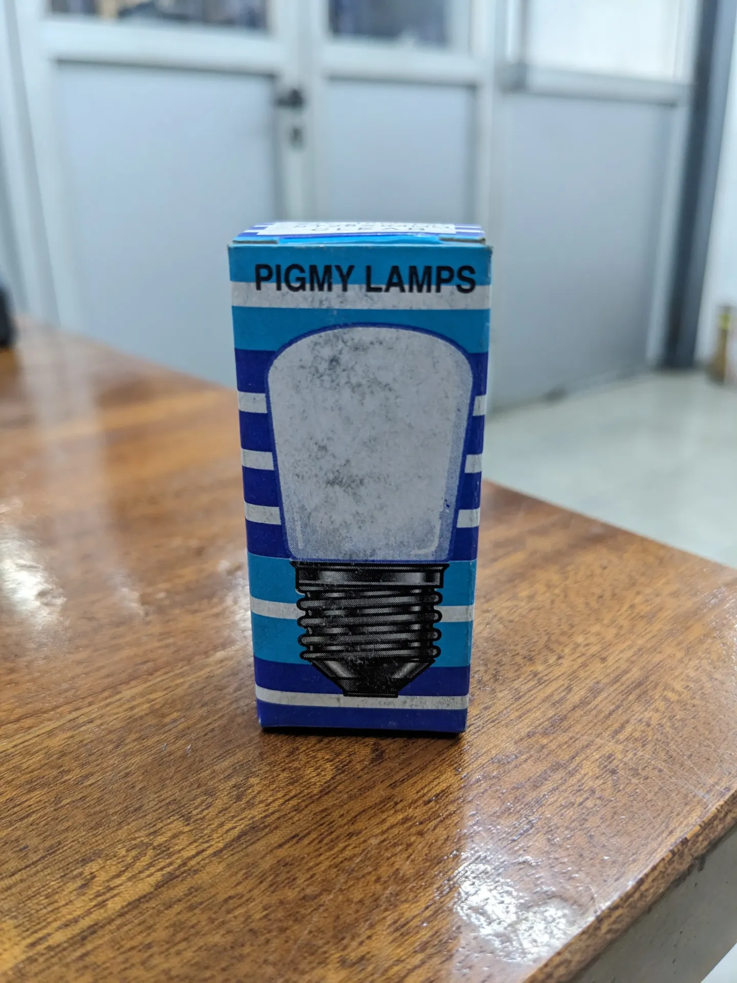 Ampoule LED E27 10W 24V ST28x64mm CLEAR